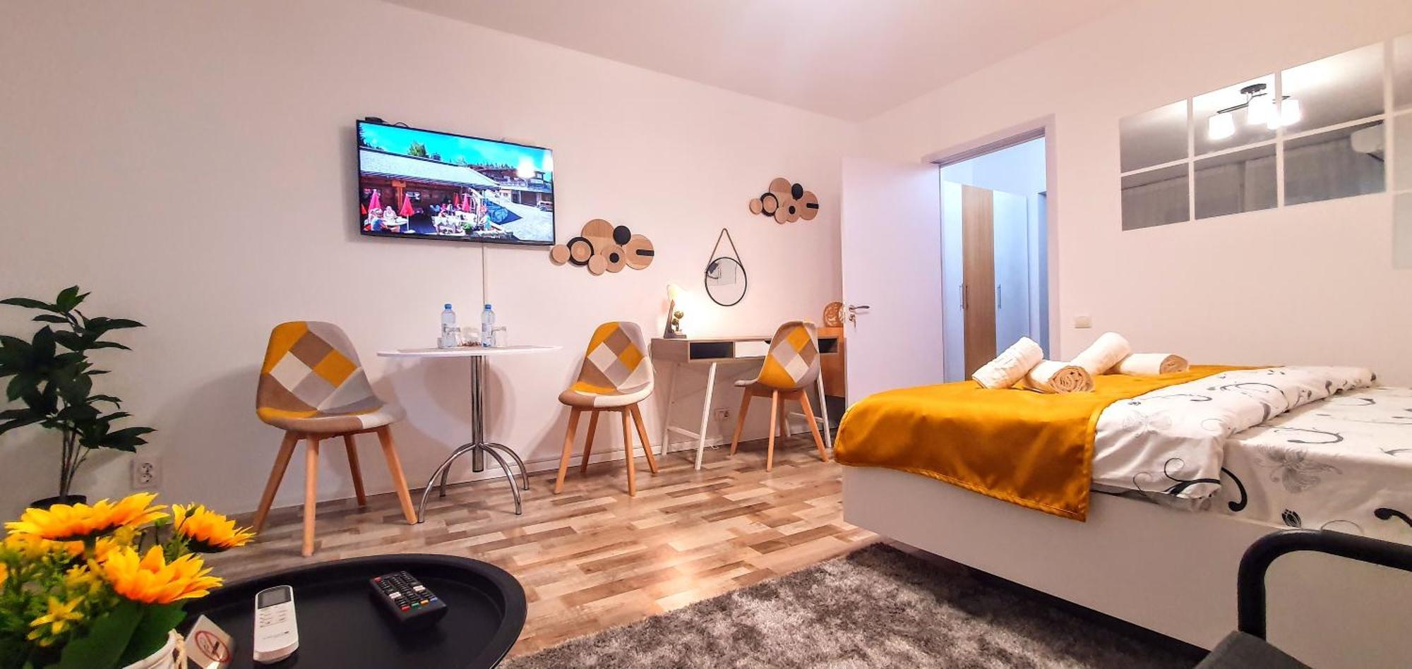 The Yellow King - Luxurious Apartment Букурещ Екстериор снимка